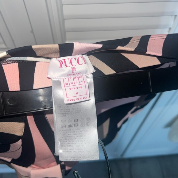 Emilio Pucci Marmo Print Flare Shorts - Picture 4 of 4